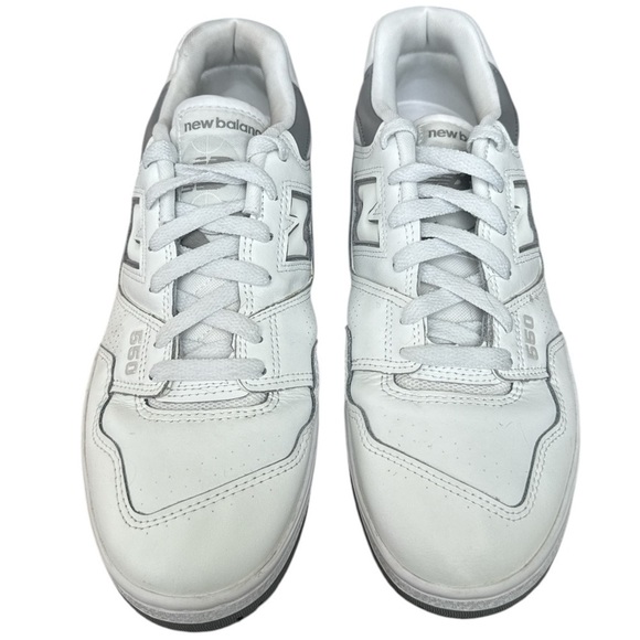 EUC - New Balance 550 White Sneakers - Size 9 main image 4